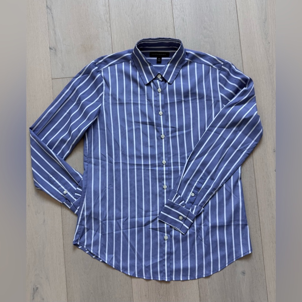Banana Republic Business Professional Button-Down Long Sleeve Shirt Size XS